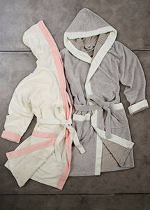 Albornoz personalizado 100% algodón Terry de secado rápido y bata comprimida Tejido estilo Dobby desechable - Product Image 3