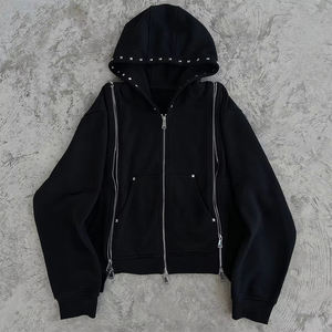 Conjunto Deportivo Premium con Pedrería, Sudadera con Capucha y Cremallera Completa y Pantalones Jogger Personalizados - Product Image 5