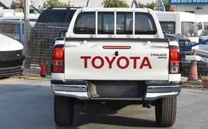 TOP <span class=keywords><strong>OFFRE</strong></span> 2020 Hilux Double Cab 2.7L Essence Automatique Full Option <span class=keywords><strong>Voiture</strong></span> d'occasion soignée avec livraison rapide en conduite à gauche à droite - Product Image 4