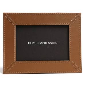 Cadres photo chics finitions de style antique en cuir conçues pour apporter sophistication et élégance à votre décor de maison et de bureau - Product Image 5