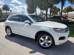 รถยนต์มือสอง Volkswagen Touareg TDI Lux ปี 2014 ราคาถูก ขาย - Product Image 1