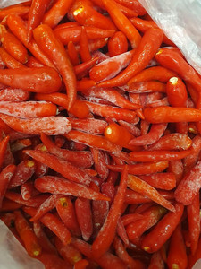Piments surgelés IQF entiers et en tranches de qualité supérieure en provenance du Vietnam - Product Image 2