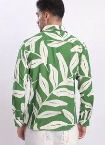 Camisa informal ajustada de algodón 100% para hombre, diseño propio, estampado transpirable, cuello extendido, tejido teñido liso, suministro ODM - Product Image 2