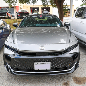 Toyota Crown Limited SEDAN 2024 d'occasion, entièrement équipée et propre, prête à être expédiée - Product Image 1