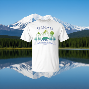 T-Shirt Vintage con Orso del Parco Nazionale Denali Alaska, Stile Retrò per Souvenir o Promozione - Product Image 3