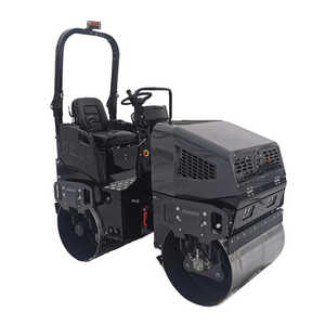 Rouleau compact vibrant à double tambour pour asphalte Third Coast Equipment RA12, rouleau compact vibrant à pneus compacts - Product Image 1