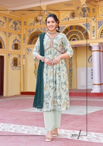 Nuevo estampado de modelo de diseñador con bordado y Kurtis hecho a mano para mujer - Product Image 3