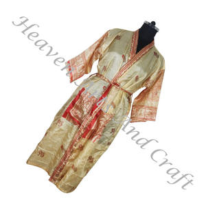 KL017 Vintage Summer Floral Print Bohemian Robe Belle Long Sari Kimono avec surdimensionné Pleine Longueur Manches Vêtements de Nuit Vacances - Product Image 4