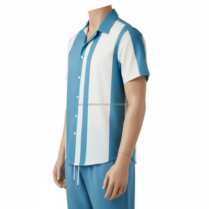 ชุดเซ็ตเสื้อผ้าผู้ชายลายทางแบบ OEM สีน้ำเงินและสีขาว เสื้อแขนสั้นลำลอง ชุดวอร์ม 2 ชิ้น - Product Image 4