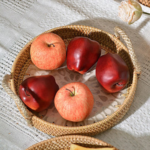 Plateau de service rond en rotin naturel en gros avec poignées en coquillage et corde fabriqué au Vietnam - Product Image 2