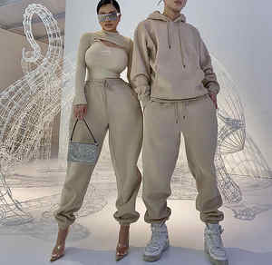 Venta al por mayor Unisex Oversize Sudadera Mujer Conjunto personalizado algodón Jogger conjuntos 2 piezas chándal sudadera pantalones de chándal conjunto Mujer - Product Image 1