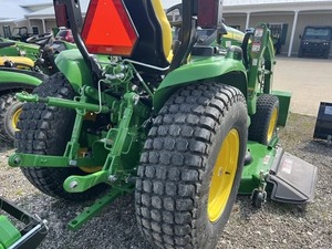 Tractor de un solo eje JJOHN DEERE 3039R 2024 de 22 HP con caja de cambios y motor - Product Image 3