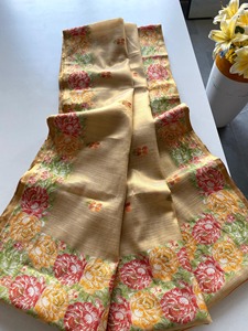 Sari de Seda Suave para Mujer India con Borde de Tejido Jacquard y Motivos de Tejido Pallu Enriquecidos, en Existencia, Sin Tiempo de Entrega para Muestras - Product Image 4