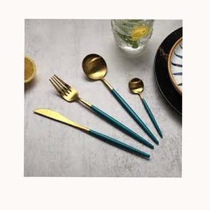 Mejor Venta De fábrica India occidental chapado en oro con mango verde azulado redondo largo vajilla cubiertos de acero inoxidable - Product Image 1