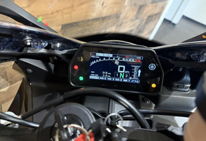 ข้อเสนอราคาดีที่สุด รถมอเตอร์ไซค์สปอร์ต YZF R1M สีดำน้ำเงิน คาร์บอนไฟเบอร์ รุ่นปี 2026 ใหม่เอี่ยม - Product Image 6