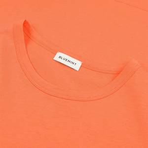 Camiseta básica naranja para hombre con cuello redondo Pima, manga corta con estampado de color sólido digital - Product Image 6