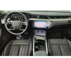 รถยนต์มือสองสภาพดี ปี 2024 Q4 e-tron Premium Plus 4 ประตู SUV ขับเคลื่อน 4 ล้อ พร้อม 55 - Product Image 3