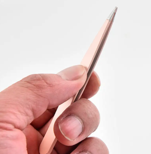 Lot de 4 pinces à cils plates inclinées avec logo personnalisé et étui en cuir pour l'épilation des sourcils - Product Image 5