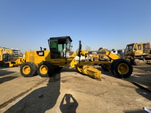 รถเกรด140K สำหรับใช้เป็นรถเกรดตีนตะขาบตีนตะขาบตีนตะขาบตีนตะขาบตีนตะขาบ140K แบบดั้งเดิม - Product Image 6