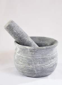 Mortero y Maja de Mármol de Primera Calidad para la Extracción Natural de Aceites Esenciales de Hierbas y Especias - Product Image 5