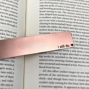 Cadeau de marque-page romantique, cadeau d'anniversaire pour amoureux, cadeau d'anniversaire pour amoureux des livres, marque-page en cuivre fait à la main, cadeau de marque-page personnalisé - Product Image 2