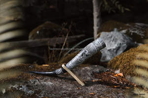 Corne à boire Viking en corne de boeuf de la meilleure qualité avec support en bois massif Agate polie faite à la main en Inde - Product Image 3