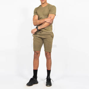 Venta al por mayor personalizado de los hombres de verano de dos piezas de algodón de manga corta Camiseta y conjuntos de pantalones cortos conjunto para los hombres OEM ODM logotipo personalizado de dos piezas traje - Product Image 2