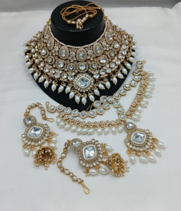 Conjunto de Joyería Nupcial Kundan Blanco Real | |   Gargantilla Chapada en Oro Pesado | | Colección de Boda Artesanal Premium para Mujer | | - Product Image 3