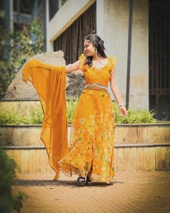 Vente chaude Readymade Designer indien Lehenga Choli avec impression numérique Dupatta avec motif écrasé - Product Image 5