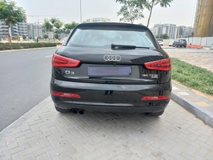 2015 UDI Q3 QUA TTRO 2.0L TC I4 usado con asientos de cuero de dirección izquierda - Product Image 4