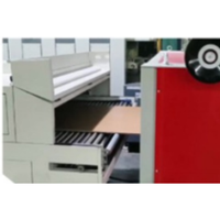 Machine automatique à haute productivité pour le laminage du bois, avec moteur et roulement pour sécheuse de feuilles de porte en bois à cycle court, rapide et efficace