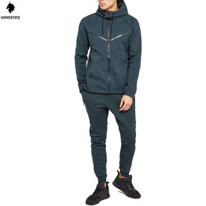 เสื้อฮู้ดผู้ชายแบบสวมหัวสีดำทำจากผ้าขนสัตว์ยืดหยุ่นแบบลำลอง - Product Image 1