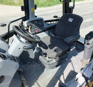 Lo mejor para CAT 424, de carga frontal retroexcavadora, maquinaria de movimiento de tierras bastante utilizada con motor de bomba original de 220V disponible para la venta - Product Image 2