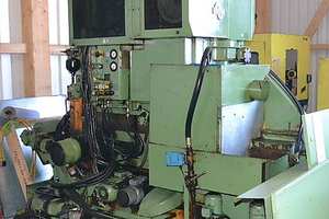 Engranadora Industrial de Alta Velocidad con Contrapunto para Fabricación de Engranajes a Gran Escala, Alta Precisión y Funcionamiento Suave - Product Image 3