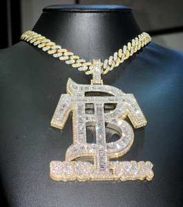 Colgante de diamante de moissanita de plata 925 de lujo con bolsa de dinero helado, joyería de fiesta de diseño de Hip Hop personalizable - Product Image 1