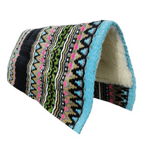 Tapis de selle en laine haute densité de qualité supérieure pour les chevaux Couches respirantes et confort supérieur pour la performance de l'équitation Doublure en tissu - Product Image 1