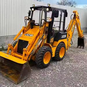 Chargeuse compacte JCB 1CX Skid Steer Loader 3 tonnes Mini godet avant Chargeuse rétrocaveuse Type pompe/chenille-entraînement Machine de construction compacte - Product Image 4