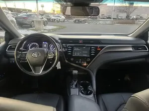 Toyota Camry L 2018 - Product Image 2