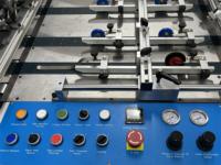 Machine de plastification thermique entièrement automatique à chaud pour couvertures de livres et affiches SW-820/ SWAFM-1050