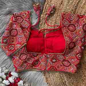 Georgette lourde exclusive avec des paillettes fabricant et fournisseur de chemisiers de Surat au prix de gros - Product Image 2