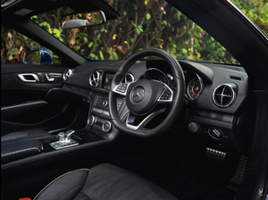 Mercedes- SL Roadster Wagon d'occasion 2017-2013 Volant à droite Boîte de vitesses automatique Sièges en cuir Propulsion arrière Phares à LED Écran tactile - Product Image 4