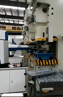 Presse mécanique LIHAO SYA-25E de 25 tonnes avec embrayage pneumatique pour le poinçonnage des métaux