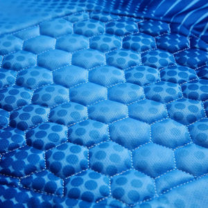 Kit de portero de fútbol de poliéster personalizado Jersey de manga larga acolchado y pantalones duraderos para una máxima protección - Product Image 5