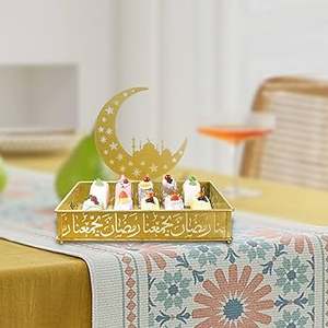 Plateaux contemporains en métal maillé doré pour une présentation élégante des aliments et des paysages de table modernes - Product Image 1