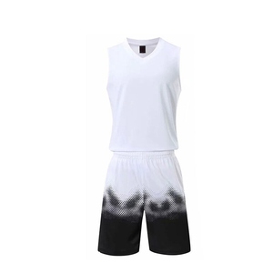 Uniformes de basket-ball tenue sur mesure durable maille respirante tissu léger élégant vêtements de sport confortables pour les équipes - Product Image 6