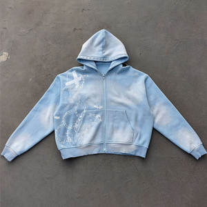 ชุดวอร์มสีซีดแบบสั่งทำขายส่ง พร้อมลายกราฟิกพิมพ์สกรีน งานปักแบบแพทช์เวิร์ค และประดับด้วยคริสตัล - Product Image 5