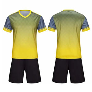 Vêtements de football de haute qualité en gros, confortables, meilleur design, uniforme de football tendance, maillot de football de la plus haute qualité - Product Image 1