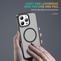Nueva Funda Magnética Translúcida Mate para Teléfono Móvil, con Sensación de Piel, de TPU+Acrílico, a Prueba de Golpes, de Lujo, Precio de Fábrica, Venta al Por Mayor