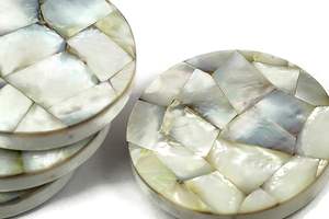 Sous-verre carré élégant en nacre, style bohème, surface de coquille polie, écologique, pour la décoration et le placement des boissons - Product Image 3