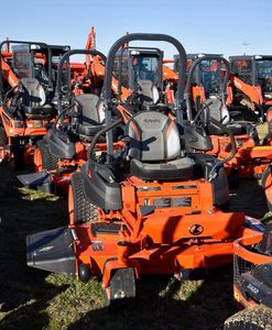 Tractor de cadenas Kubota de 20 HP con tracción en las cuatro ruedas - Product Image 5